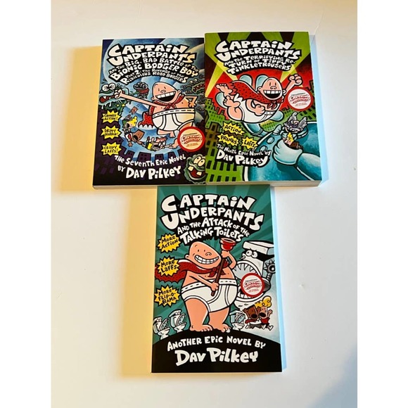 Set of three Captain Underpants Books by Dav Pilkey - Picture 7 of 11